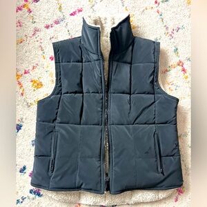 Women's Reversible Vest sz Medium